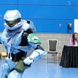 Behind the costumes at Vancouver Fan Expo 2015